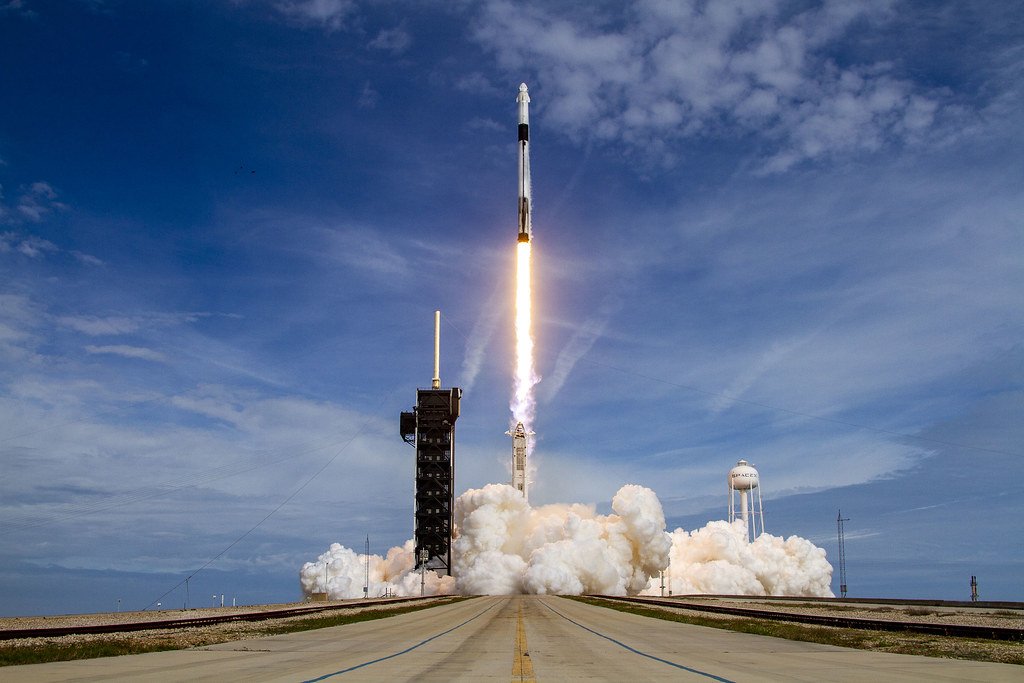 A Space X Rocket Takes Off – Space X